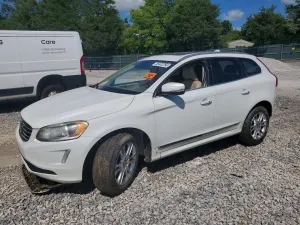 Volvo XC60 2.0L 4 2015