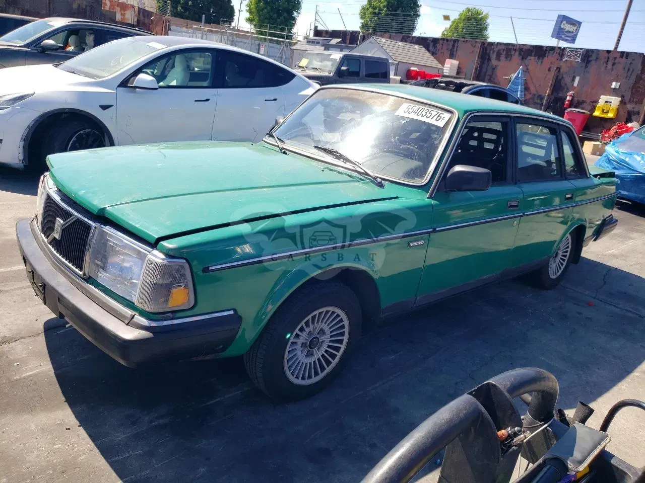 Volvo 240 2.3L 4 1990