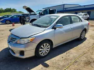 Toyota Corolla 1.8L 4 2013