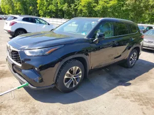 Toyota Highlander 3.5L 6 2022