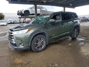 Toyota Highlander 3.5L 6 2018
