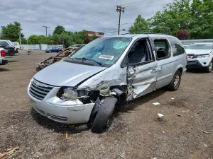 Chrysler Town & Country 3.8L 6 2006
