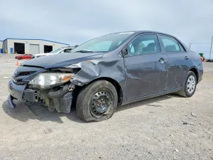 Toyota Corolla 1.8L 4 2013