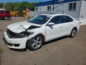 Volkswagen Passat 2.5L 5 2012