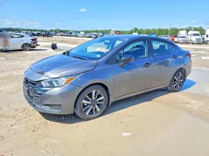 Nissan Versa 1.6L 4 2024