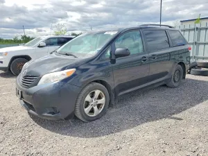 Toyota Sienna 3.5L 6 2014