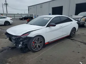 Hyundai Elantra 2.0L 4 2023