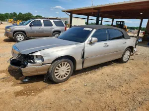 Lincoln Town Car 4.6L 8 2003