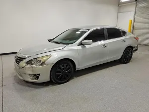 Nissan Altima 2.5L 4 2015