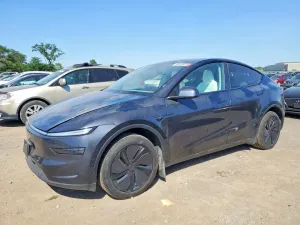 Tesla Model Y 2026