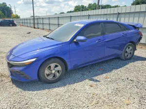 Hyundai Elantra 2.0L 4 2024