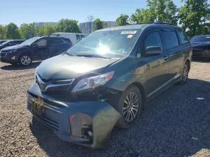 Toyota Sienna 3.5L 6 2018