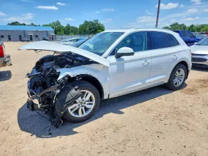 Audi Q5 2.0L 4 2023