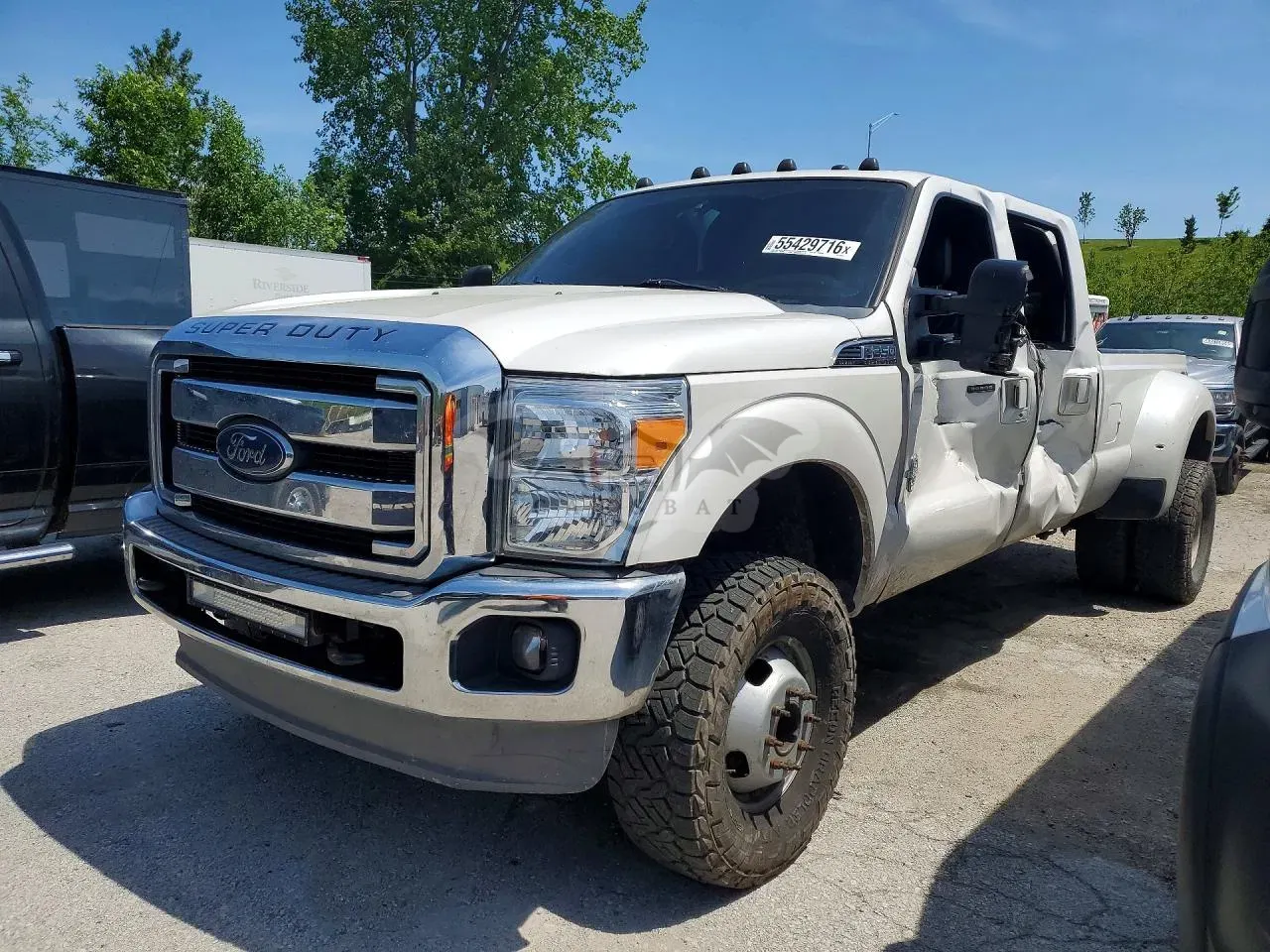 Ford F-350 6.7L 8 2014