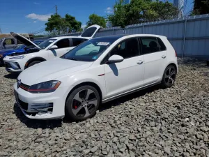 Volkswagen Golf 2L 4 2015