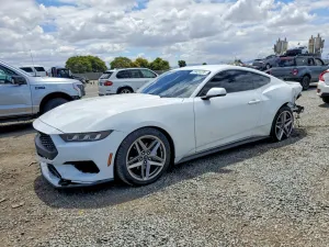 Ford Mustang 2.3L 4 2024