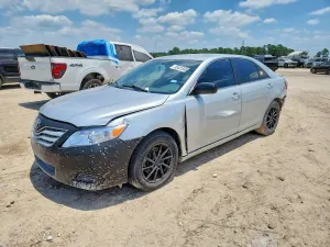 Toyota Camry 2.5L 4 2010