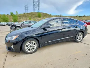 Hyundai Elantra 2.0L 4 2020