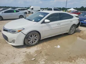 Toyota Avalon 3.5L 6 2015