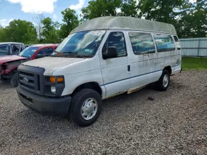 Ford Econoline 4.6L 8 2013