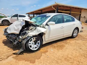 Nissan Altima 2.5L 4 2010