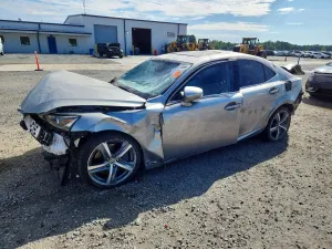 Lexus IS 2.0L 4 2017