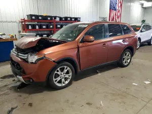 Mitsubishi Outlander 2.4L 4 2015