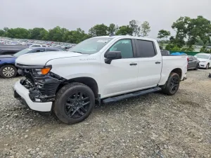 Chevrolet Silverado 1500 2.7L 4 2024