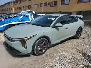 Kia K4 2.0L 4 2025