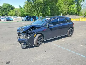 Volkswagen Golf 2.0L 4 2024