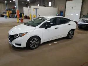 Nissan Versa 1.6L 4 2024