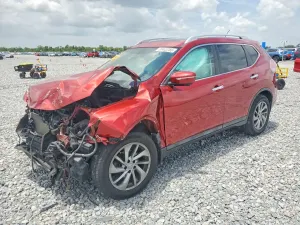 Nissan Rogue 2.5L 4 2015