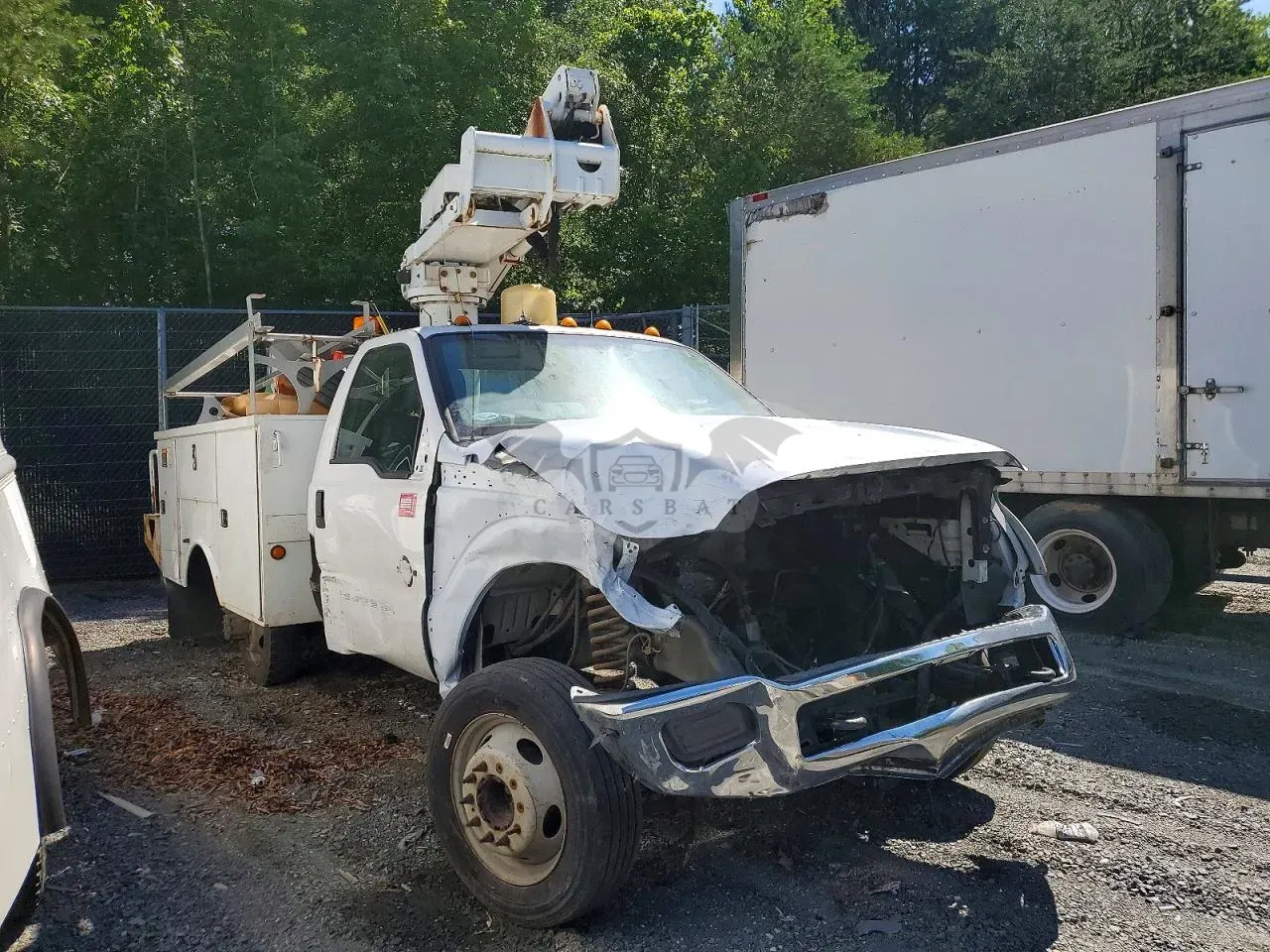 Ford F-450 6.8L 10 2011