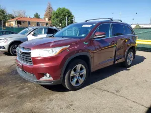 Toyota Highlander 3.5L 6 2015
