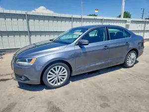 Volkswagen Jetta 1.8L 4 2014
