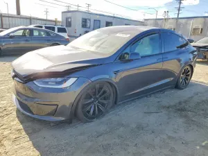 Tesla Model X 2023