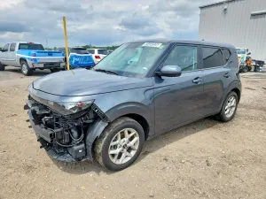 Kia Soul 2.0L 4 2024