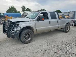 Ford F-250 6.2L 8 2015