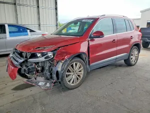Volkswagen Tiguan 2.0L 4 2015