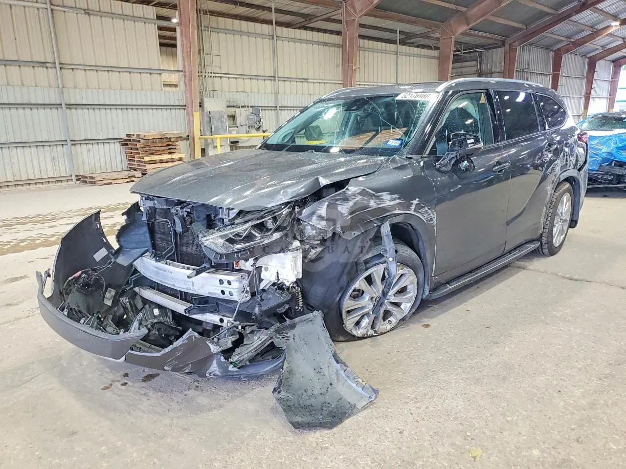 Toyota Highlander 3.5L 6 2021
