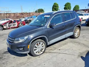 Volkswagen Tiguan 2.0L 4 2012