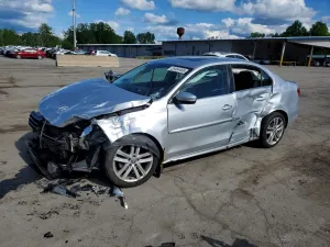 Volkswagen Jetta 2L 4 2015