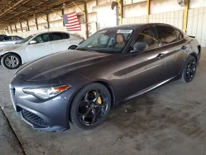 Alfa Romeo Giulia 2.0L 4 2018