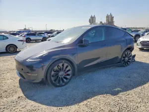 Tesla Model Y 2024