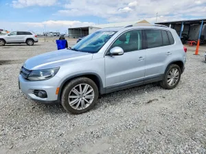 Volkswagen Tiguan 2.0L 4 2013