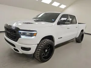 RAM 1500 5.7L 8 2021