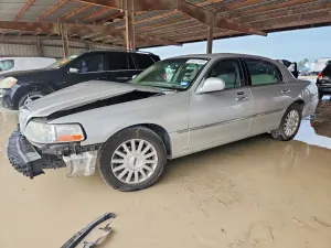 Lincoln Town Car 4.6L 8 2003