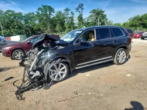 Volvo XC90 2.0L 4 2016