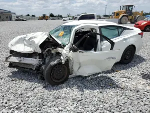 Nissan Altima 2.5L 4 2019