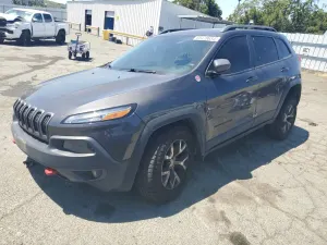 Jeep Cherokee TRAILHAWK 2.4L 4 2017